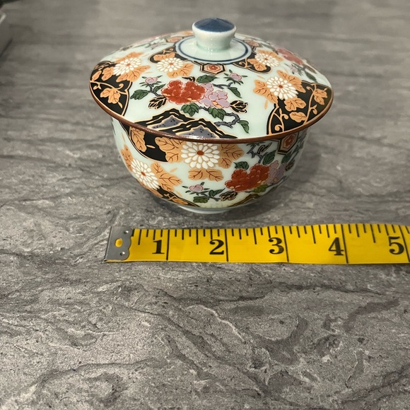 Arita Ware Floral Porcelain Tea Cup & Lid | Trinket Jars Made In Japan-Set of 2 - Picture 11 of 11